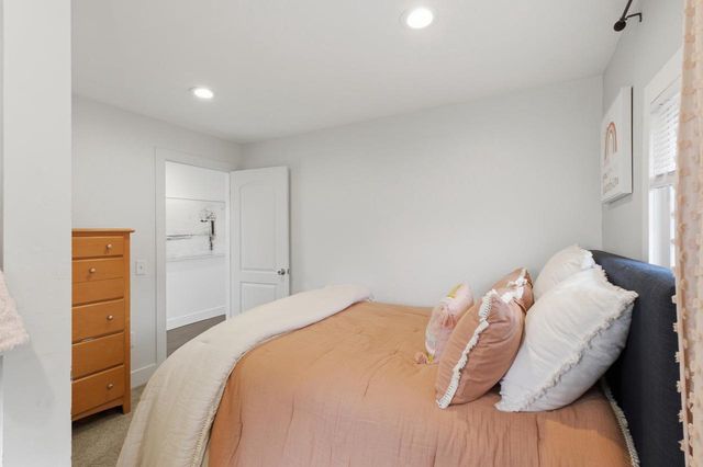 2073 Hawkinson Road, Oregon, WI 53575