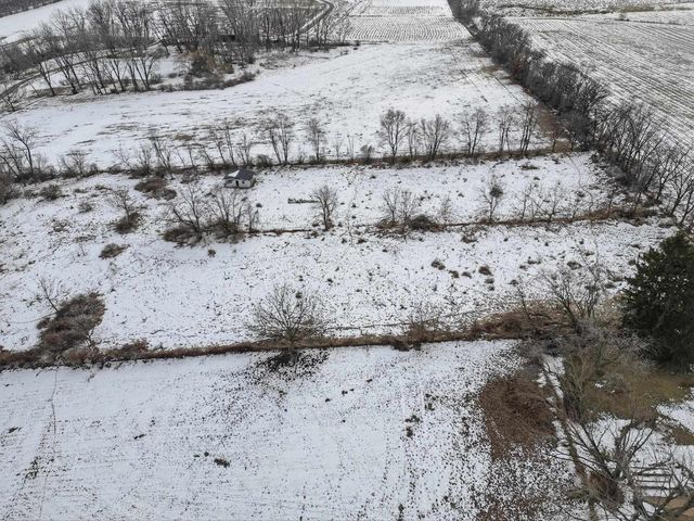 2073 Hawkinson Road, Oregon, WI 53575