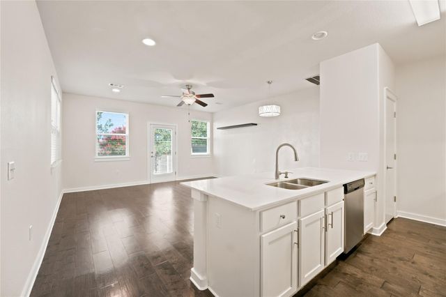 8921 Parker Ranch CIR B, Austin, TX 78748