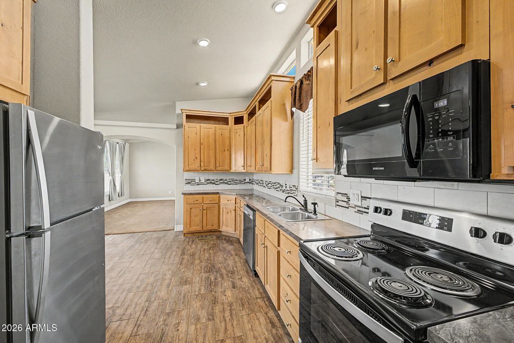 11714 S 224TH Lane, Buckeye, AZ 85326 — photo 2