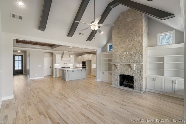 9069 E 62nd Place S, Tulsa, OK 74133