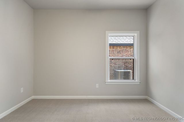 9069 E 62nd Place S, Tulsa, OK 74133