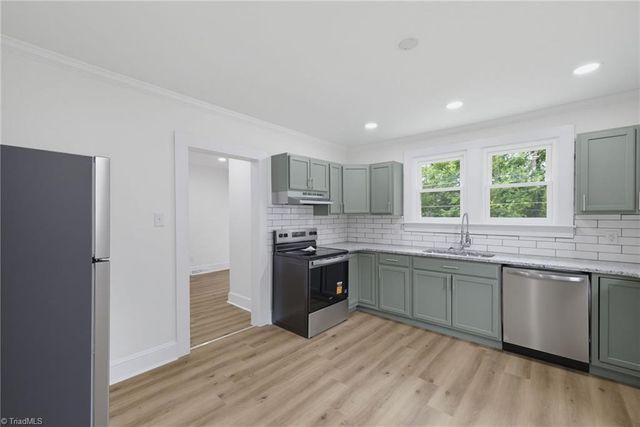 848 Clarkway Avenue, Eden, NC 27288
