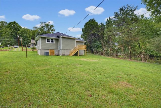 848 Clarkway Avenue, Eden, NC 27288