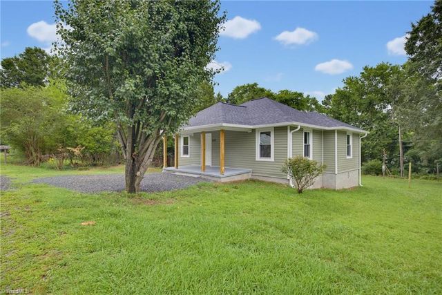 848 Clarkway Avenue, Eden, NC 27288
