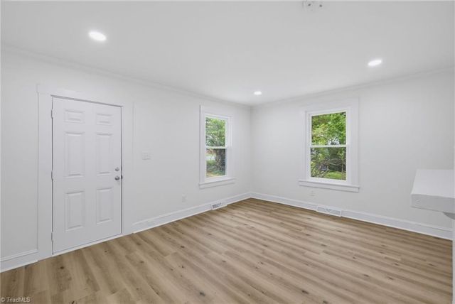 848 Clarkway Avenue, Eden, NC 27288
