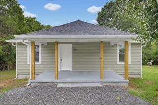 848 Clarkway Avenue, Eden, NC 27288