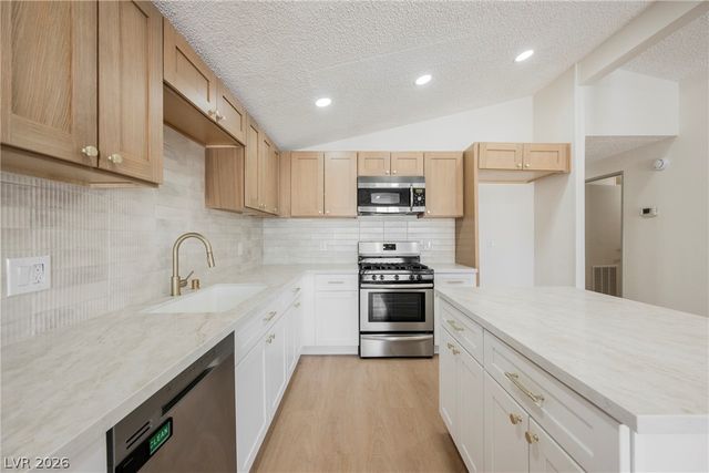 3442 Gulf Shores Drive, Las Vegas, NV 89122