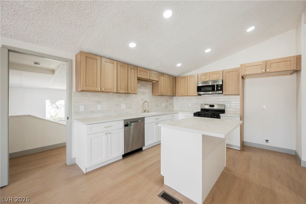 3442 Gulf Shores Drive, Las Vegas, NV 89122