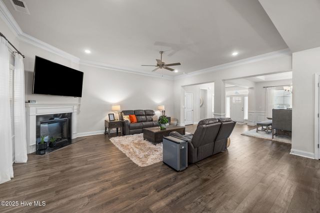 2750 Luna Lane, Winterville, NC 28590