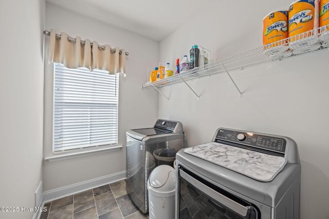 2750 Luna Lane, Winterville, NC 28590