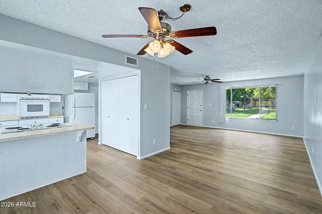1611 E NEWPORT Drive, Tempe, AZ 85282