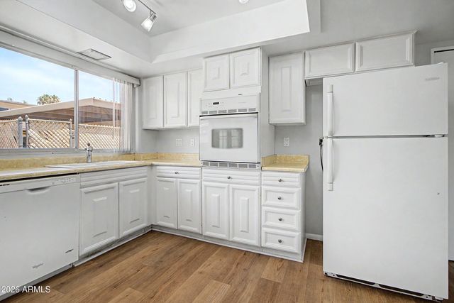1611 E NEWPORT Drive, Tempe, AZ 85282