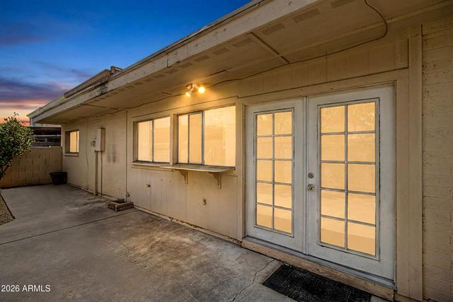 1611 E NEWPORT Drive, Tempe, AZ 85282