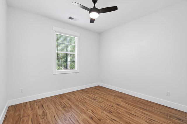 184 Woodland Avenue, Inman, SC 29349