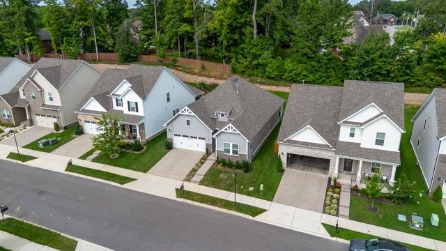 183 Hampshire Way, White House, TN 37188