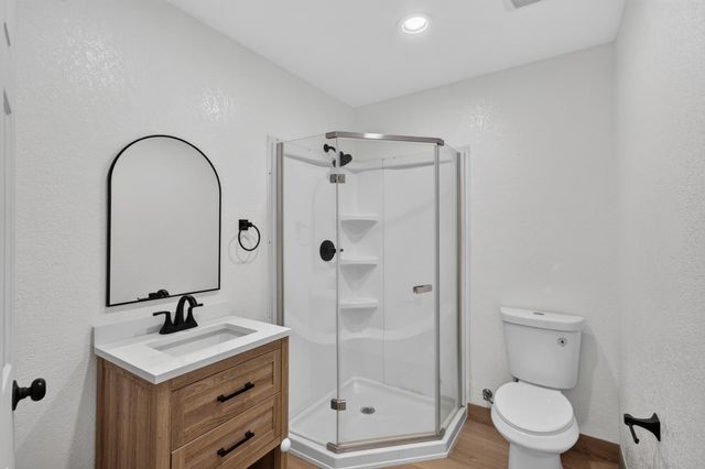 7674 Millroy Way, Sacramento, CA 95823