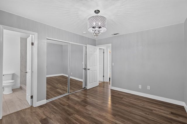 7674 Millroy Way, Sacramento, CA 95823