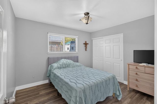 7674 Millroy Way, Sacramento, CA 95823