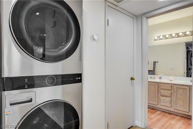3053 Casey Drive 202, Las Vegas, NV 89120