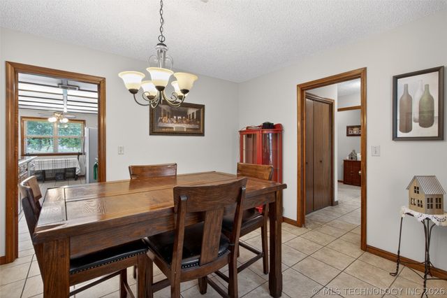 68 Maple Road, Pryor, OK 74361
