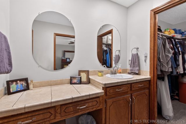 68 Maple Road, Pryor, OK 74361