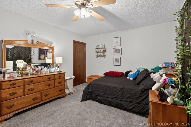 68 Maple Road, Pryor, OK 74361