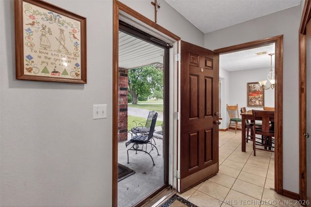 68 Maple Road, Pryor, OK 74361