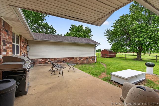 68 Maple Road, Pryor, OK 74361