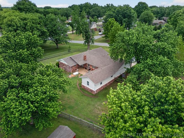 68 Maple Road, Pryor, OK 74361