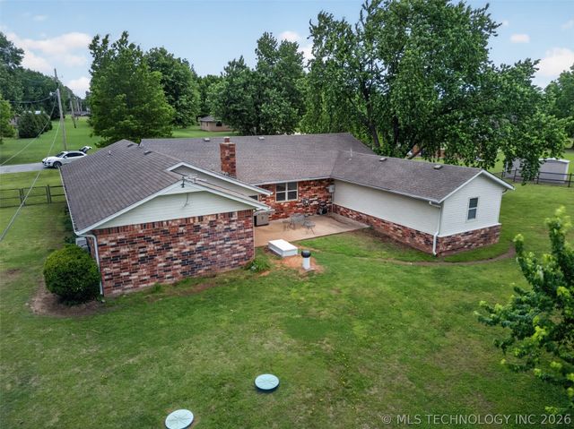 68 Maple Road, Pryor, OK 74361