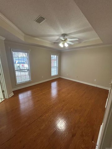 1940 Payne Lane, Conway, AR 72034