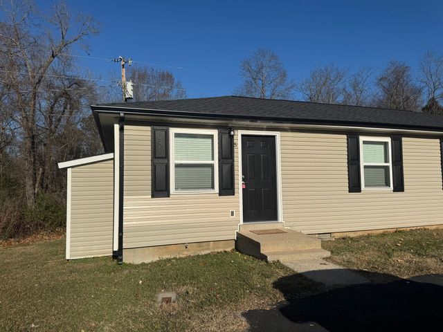 2251 Seven Mile Ferry Rd Apt 5, Clarksville, TN 37040