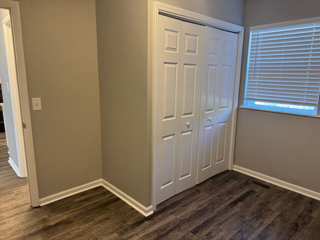 2251 Seven Mile Ferry Rd Apt 5, Clarksville, TN 37040