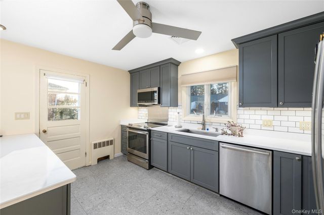 103 W Willow Street, Beacon, NY 12508