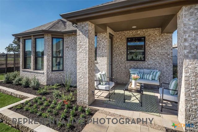 220 Menlo Bend, Liberty Hill, TX 78642