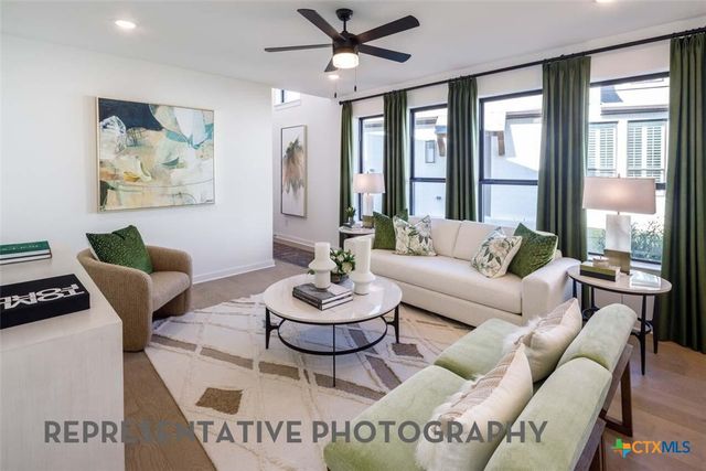 220 Menlo Bend, Liberty Hill, TX 78642