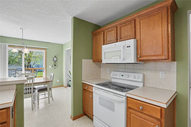 813 SE Park Street, Grimes, IA 50111