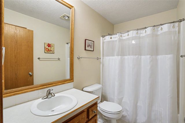 813 SE Park Street, Grimes, IA 50111