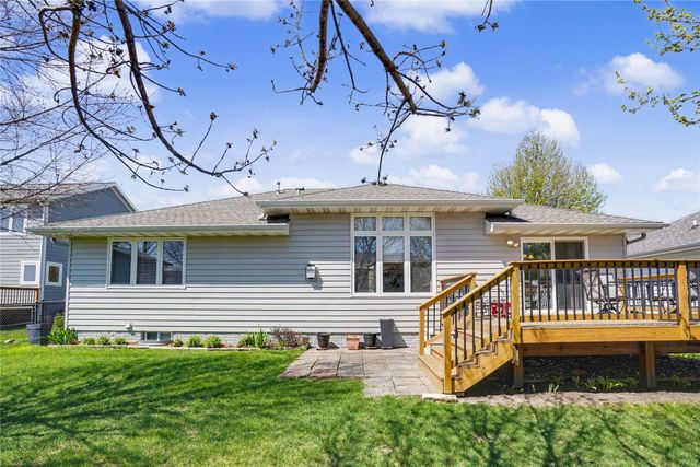 813 SE Park Street, Grimes, IA 50111