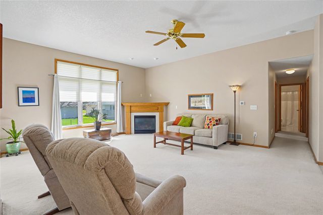 813 SE Park Street, Grimes, IA 50111