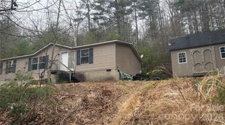 190 Pinewood Knoll Drive, Hendersonville, NC 28739