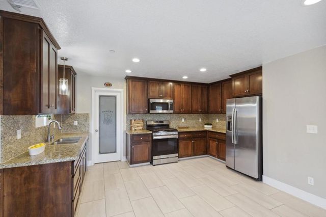 22356 Arnott Drive, Chowchilla, CA 93610