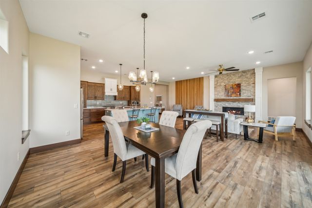 1622 S Dove Pl, Goddard, KS 67052