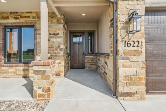 1622 S Dove Pl, Goddard, KS 67052