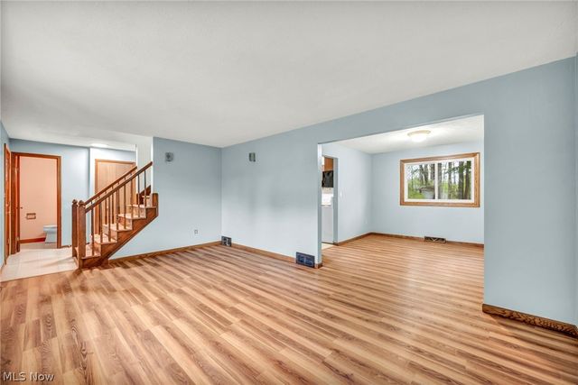 1668 Eisenhower, Brunswick, OH 44212
