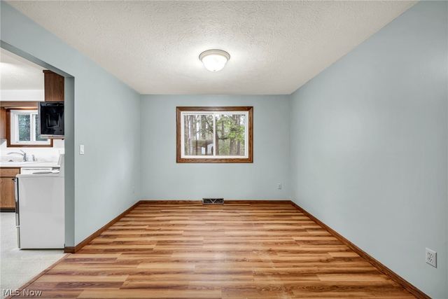 1668 Eisenhower, Brunswick, OH 44212