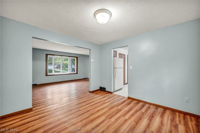 1668 Eisenhower, Brunswick, OH 44212