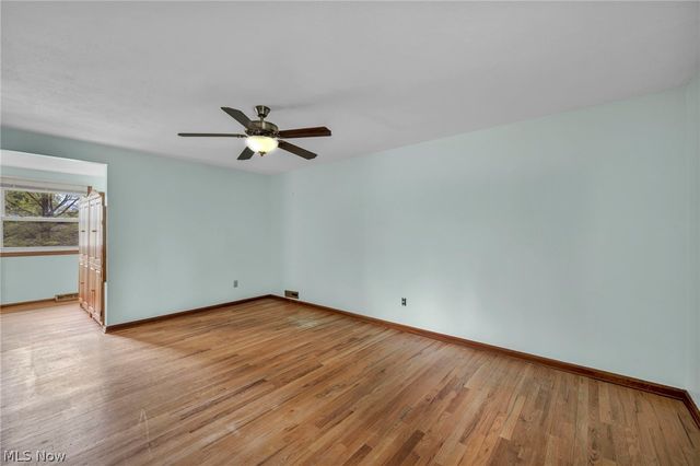 1668 Eisenhower, Brunswick, OH 44212
