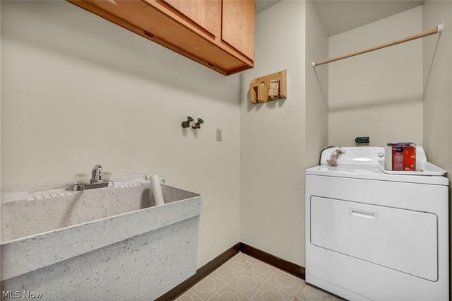 1668 Eisenhower, Brunswick, OH 44212